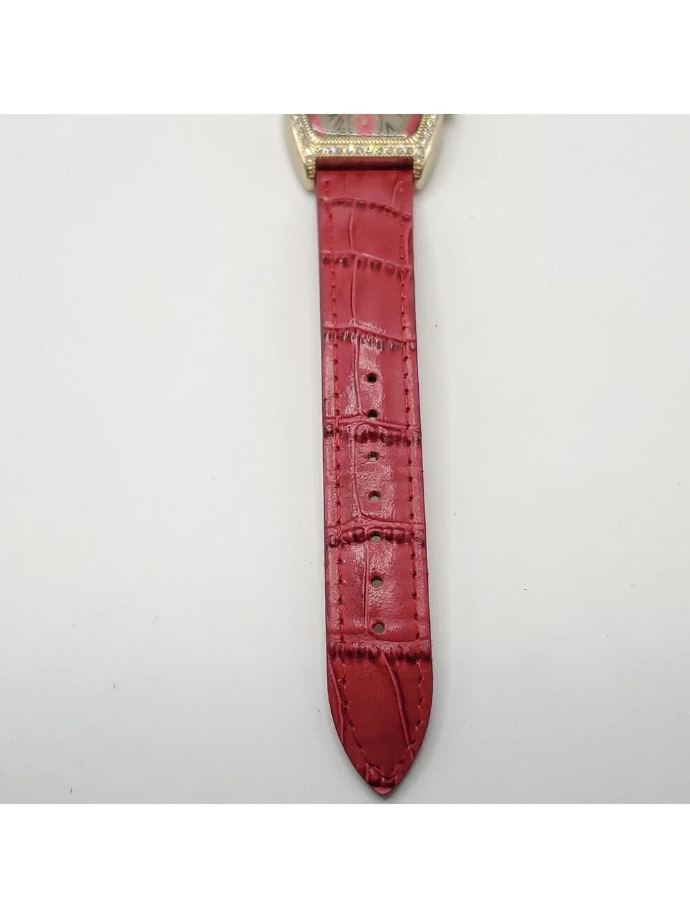Isaac Mizrahi Live Quartz Womens 32mm Watch Red Sub Dial New Battery
